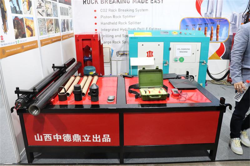 使用二氧化碳爆破管需要注意什么